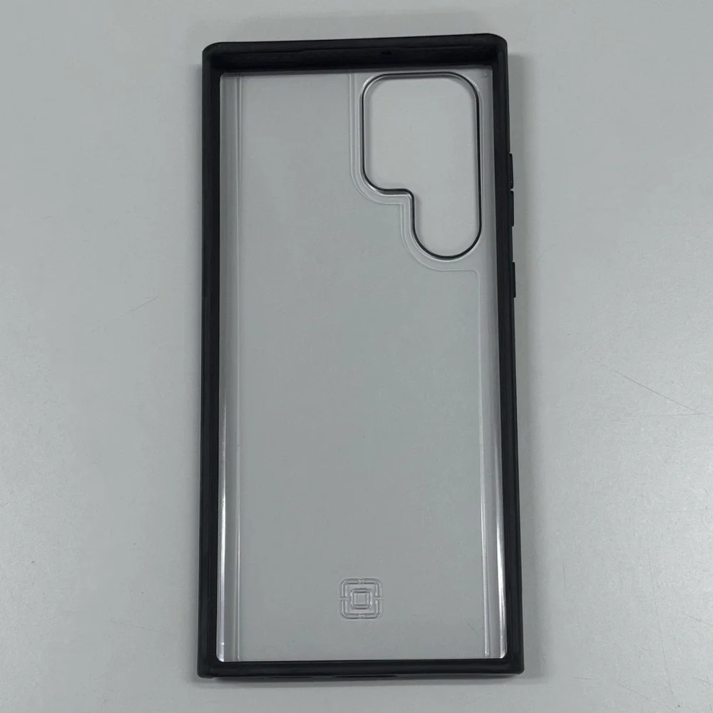 Samsung Galaxy S22 Ultra Incipio Clear Phone Case with Black Trim.